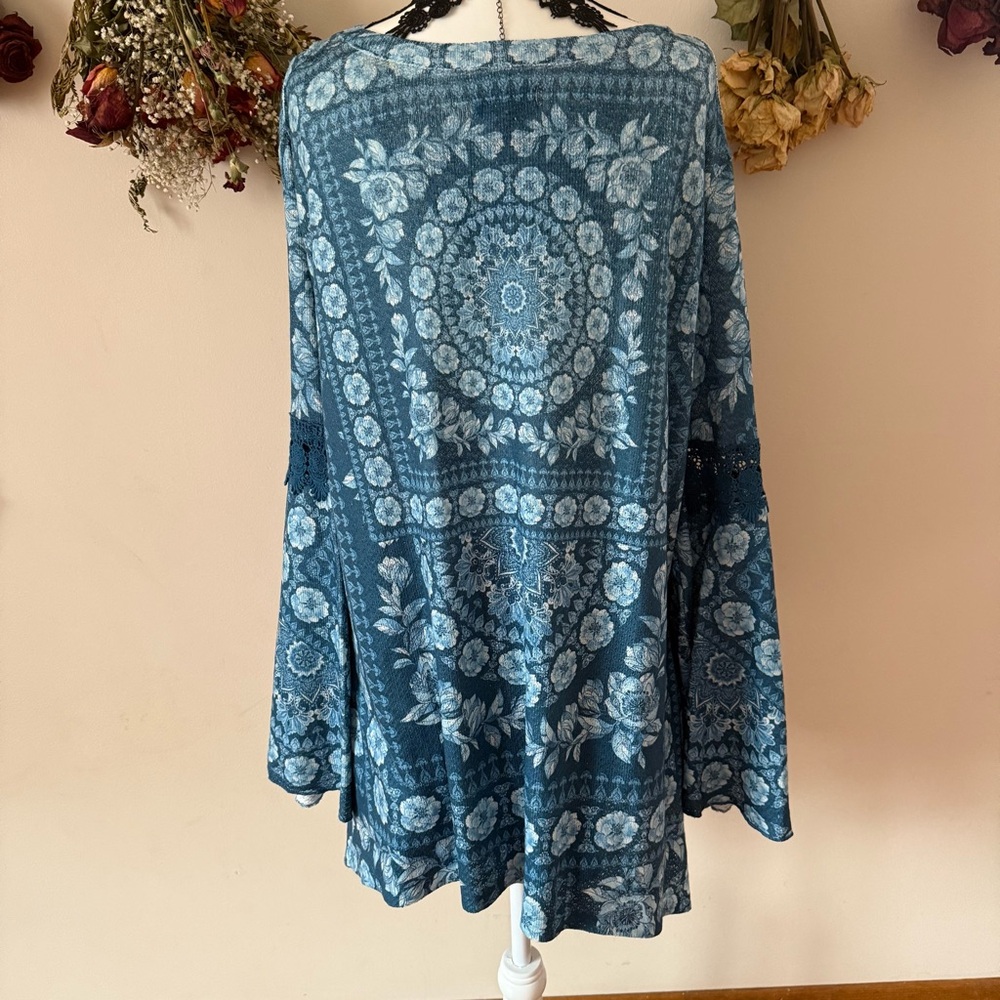 Bohemian Blue Floral & Geometric Print Long Sleeve Tunic Top - Picture 7 of 9